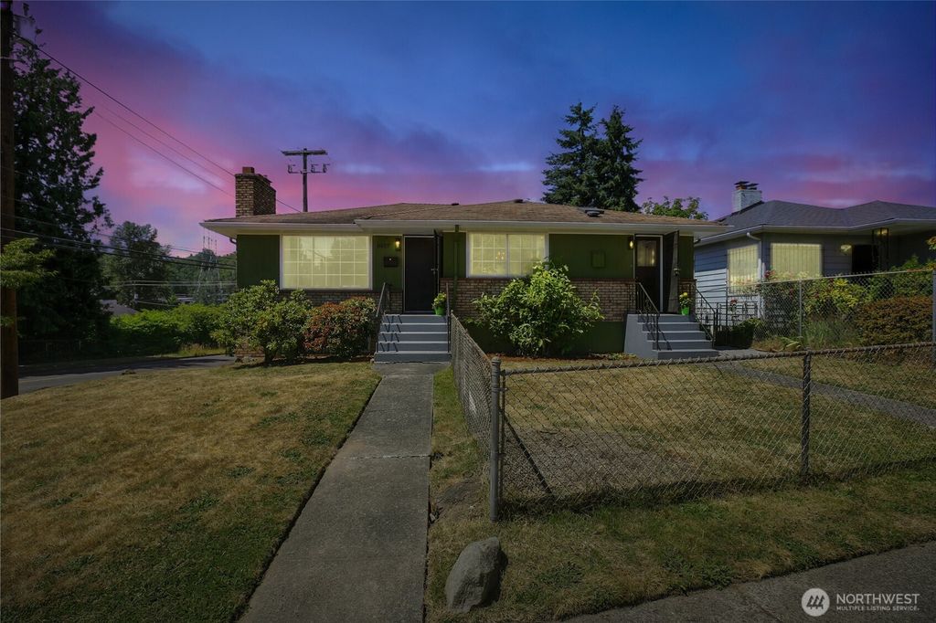 Photo of 8457 Renton Avenue S, Seattle, WA 98118 (MLS # 2401240)