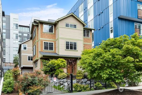Photo of 832 NE 66th Street, Seattle, WA 98115 (MLS # 2027171)