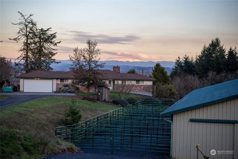 213 Curtis Hill Road Chehalis WA 98532