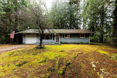 9020 Wyvern Drive SE Port Orchard WA 98367