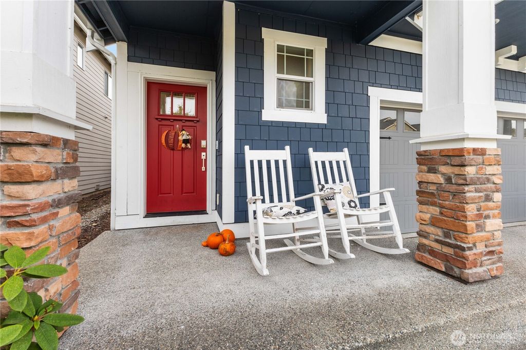 Photo of 23915 229th Place SE, Maple Valley, WA 98038 (MLS # 2443622)
