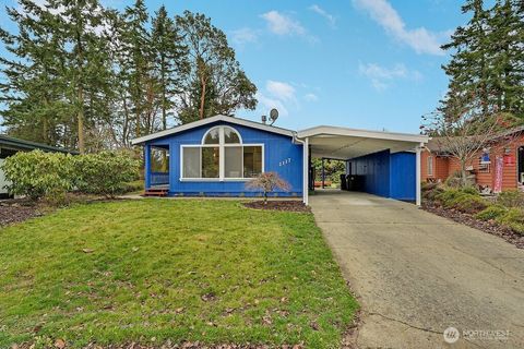 Photo of 2117 Renee Place, Port Townsend, WA 98368 (MLS # 2460273)