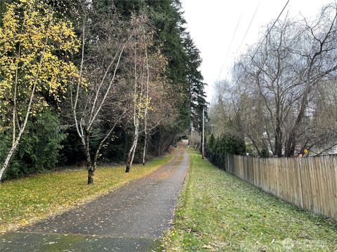18335 NE 24th Street Redmond WA 98052