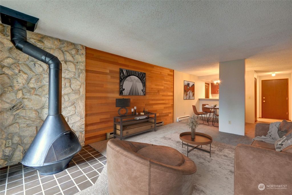 Photo of 14555 NE 32nd Street #F301, Bellevue, WA 98007 (MLS # 2173346)