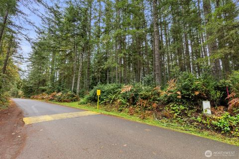 Photo of 5 Larson Lane NW, Seabeck, WA 98380 (MLS # 2457439)