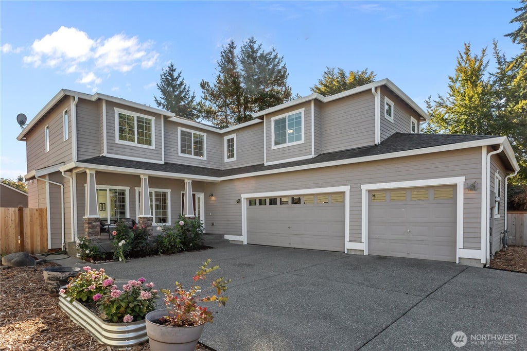 Photo of 21119 47th Avenue W, Lynnwood, WA 98036 (MLS # 2588543)