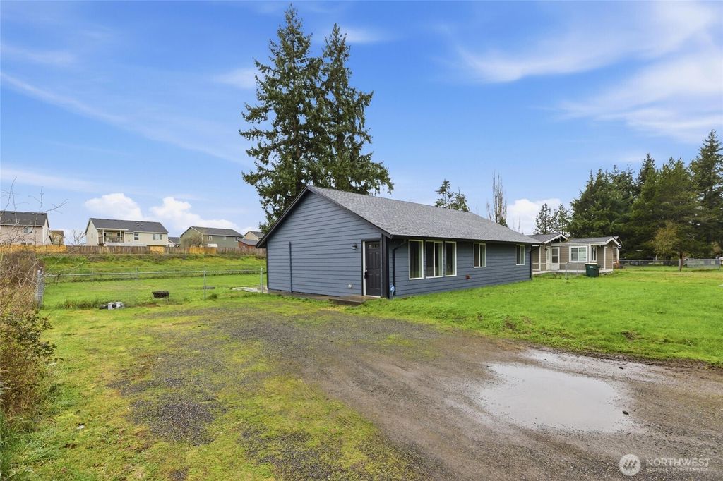 Photo of 9047 Pepperidge Lane SE, Yelm, WA 98597 (MLS # 2495154)