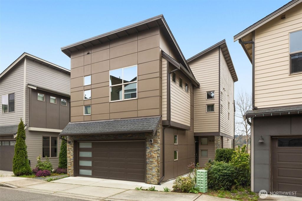 Photo of 16329 Main View Lane NE, Duvall, WA 98019 (MLS # 2490450)