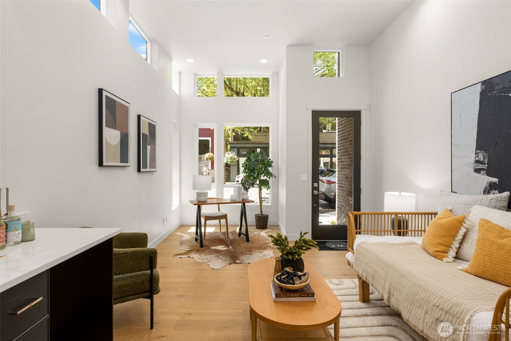 3402 E Spring Street