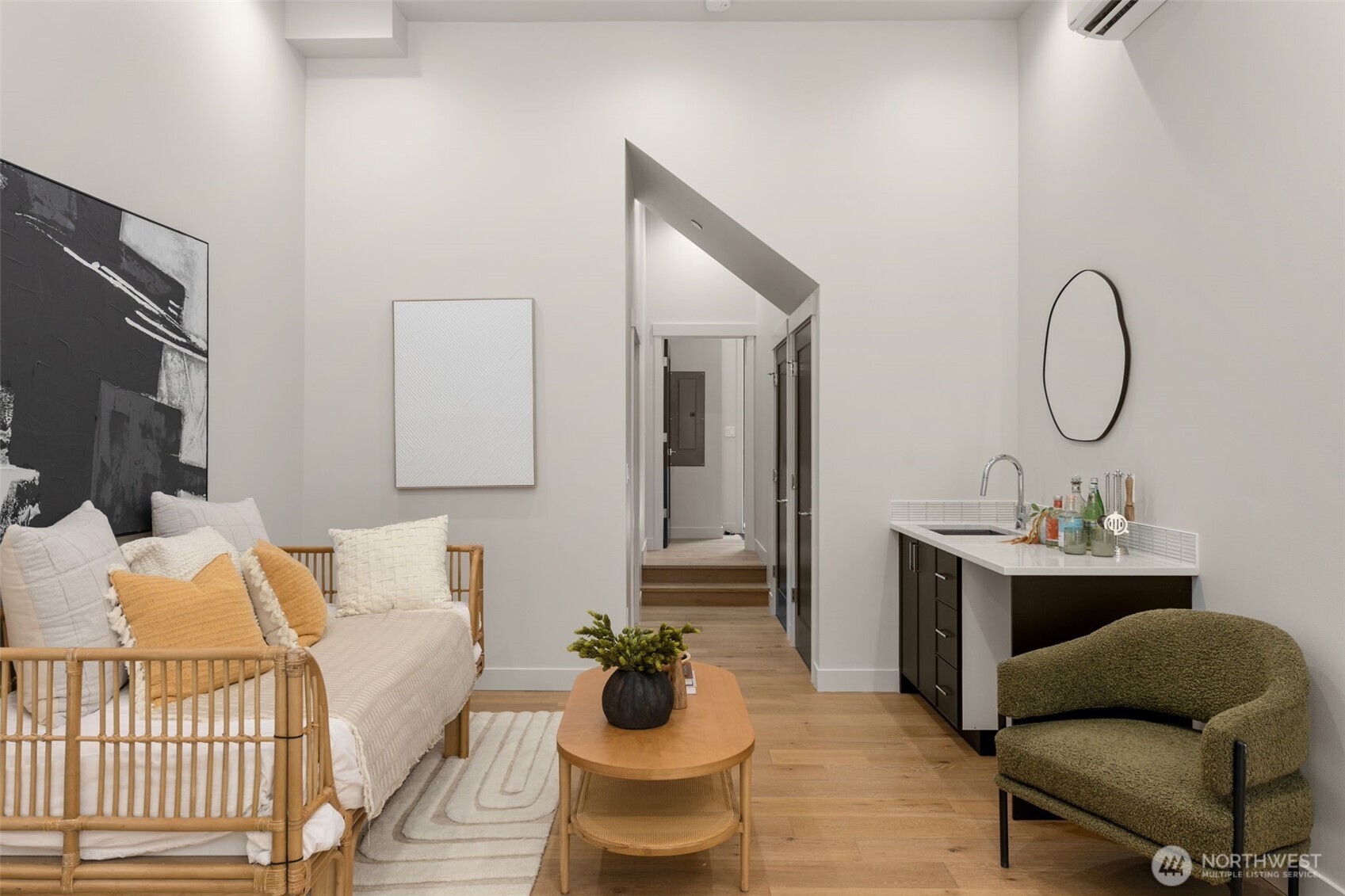 3402 E Spring Street