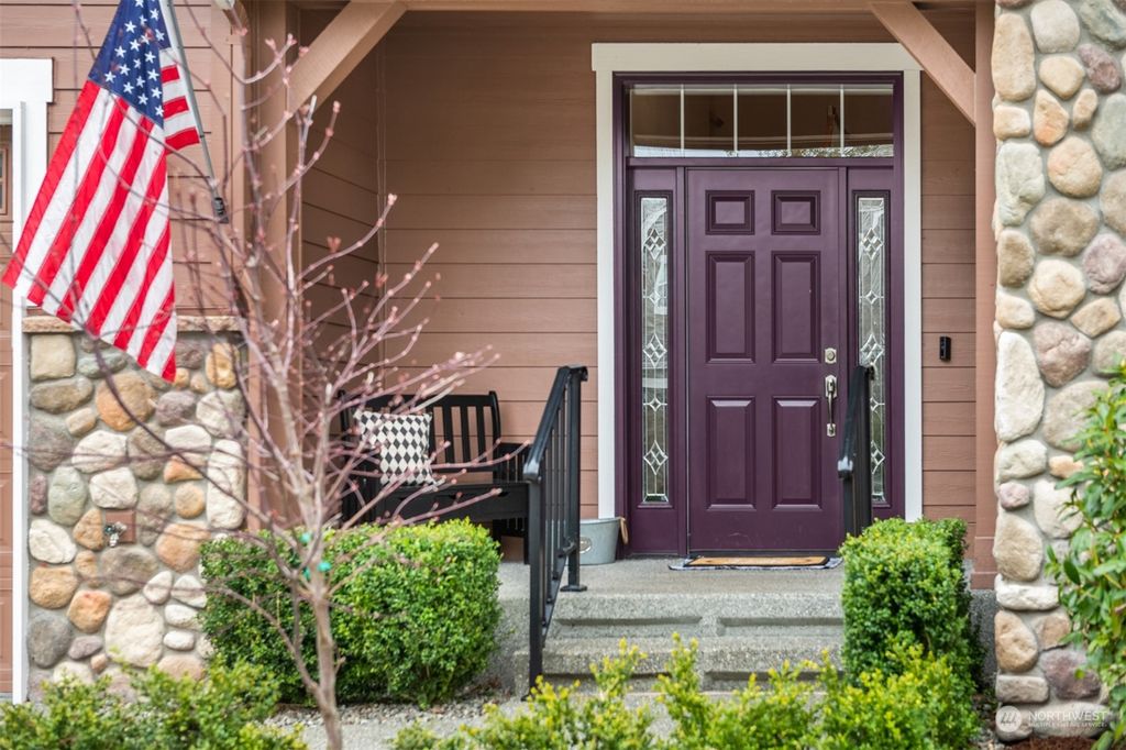Photo of 36113 SE Turnberry Street, Snoqualmie, WA 98065 (MLS # 2054865)