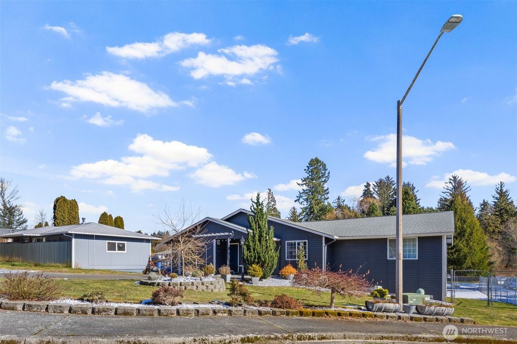 Photo of 32808 Hyde Ave Ave, Black Diamond, WA 98010 (MLS # 2324883)