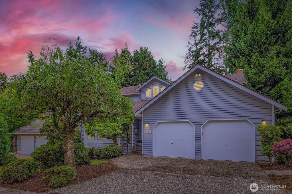 Photo of 14111 NE 63rd Court, Redmond, WA 98052 (MLS # 2403879)