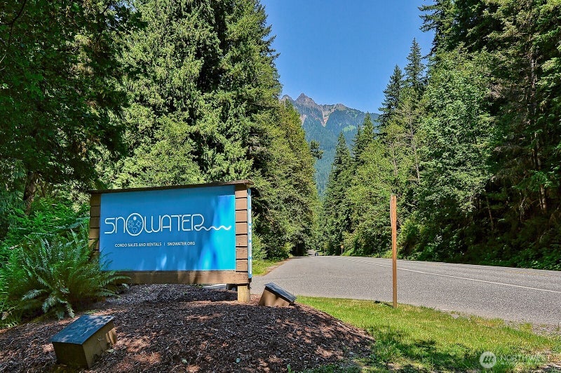 10500 MT Baker Hwy 1207