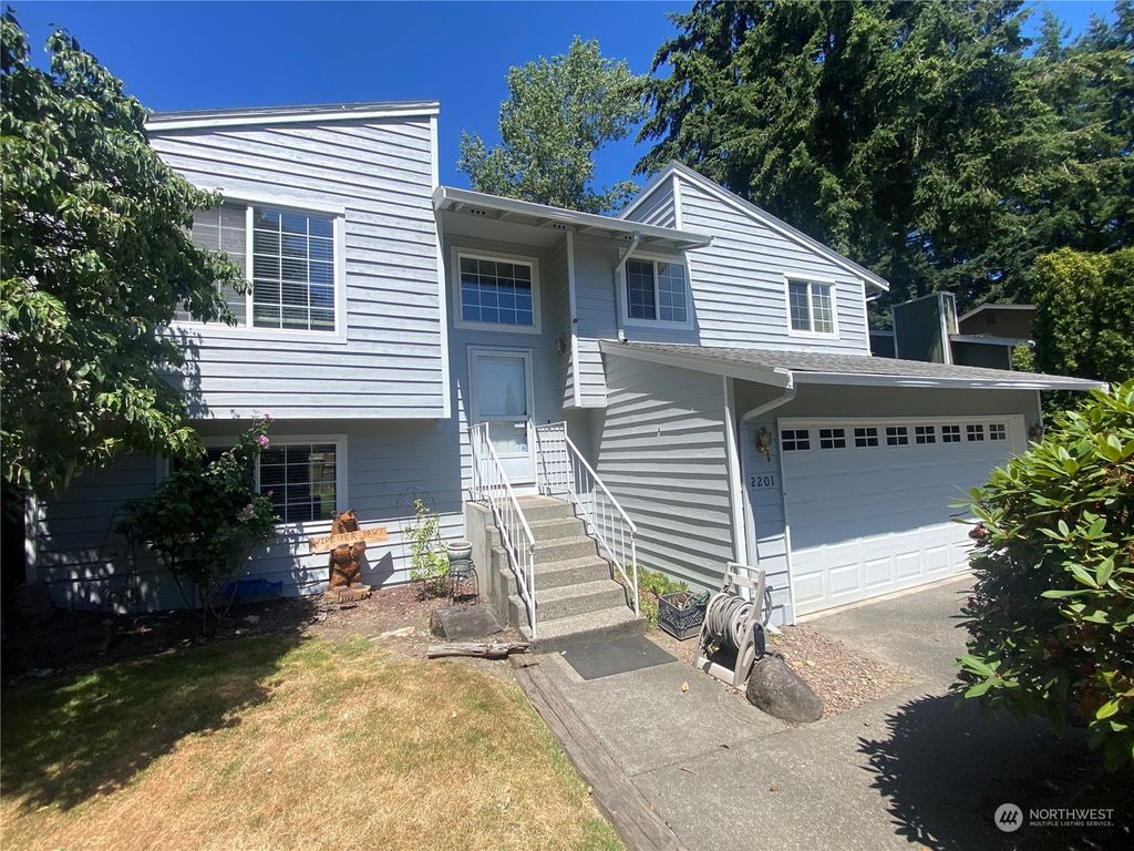 Photo of 2201 Virginia Court, Milton, WA 98354 (MLS # 2265719)