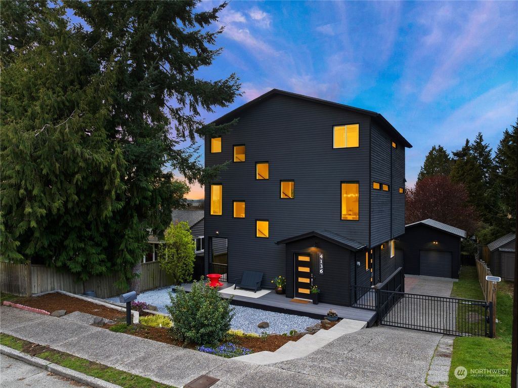Photo of 4136 SW Austin Street, Seattle, WA 98136 (MLS # 2199788)