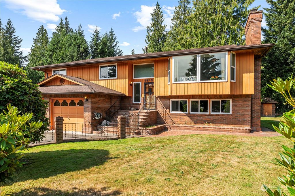 Photo of 9512 60th Drive NE, Marysville, WA 98270 (MLS # 2277993)