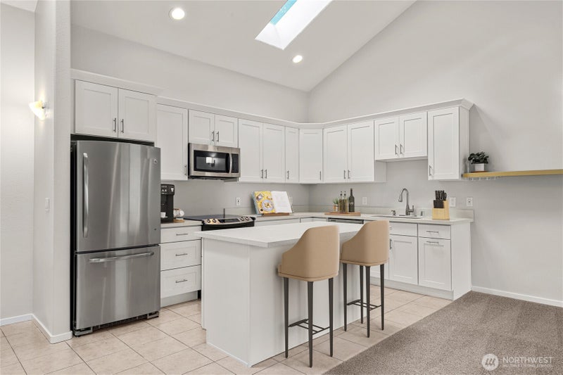1709 18th Avenue 302