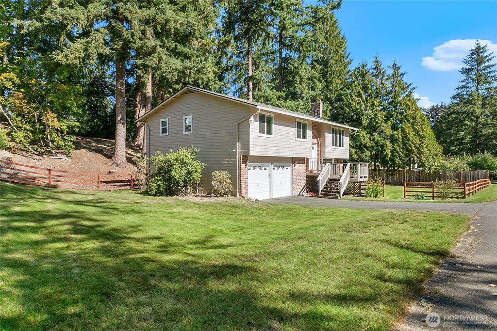 Photo of 18610 NE 157th Place, Woodinville, WA 98072 (MLS # 2436720)