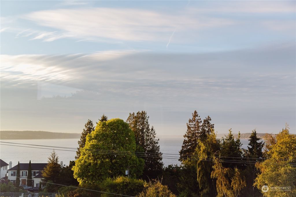 Photo of 3618 W Mukilteo Boulevard #E, Everett, WA 98203 (MLS # 2290335)