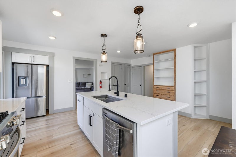 214 E 68th Street