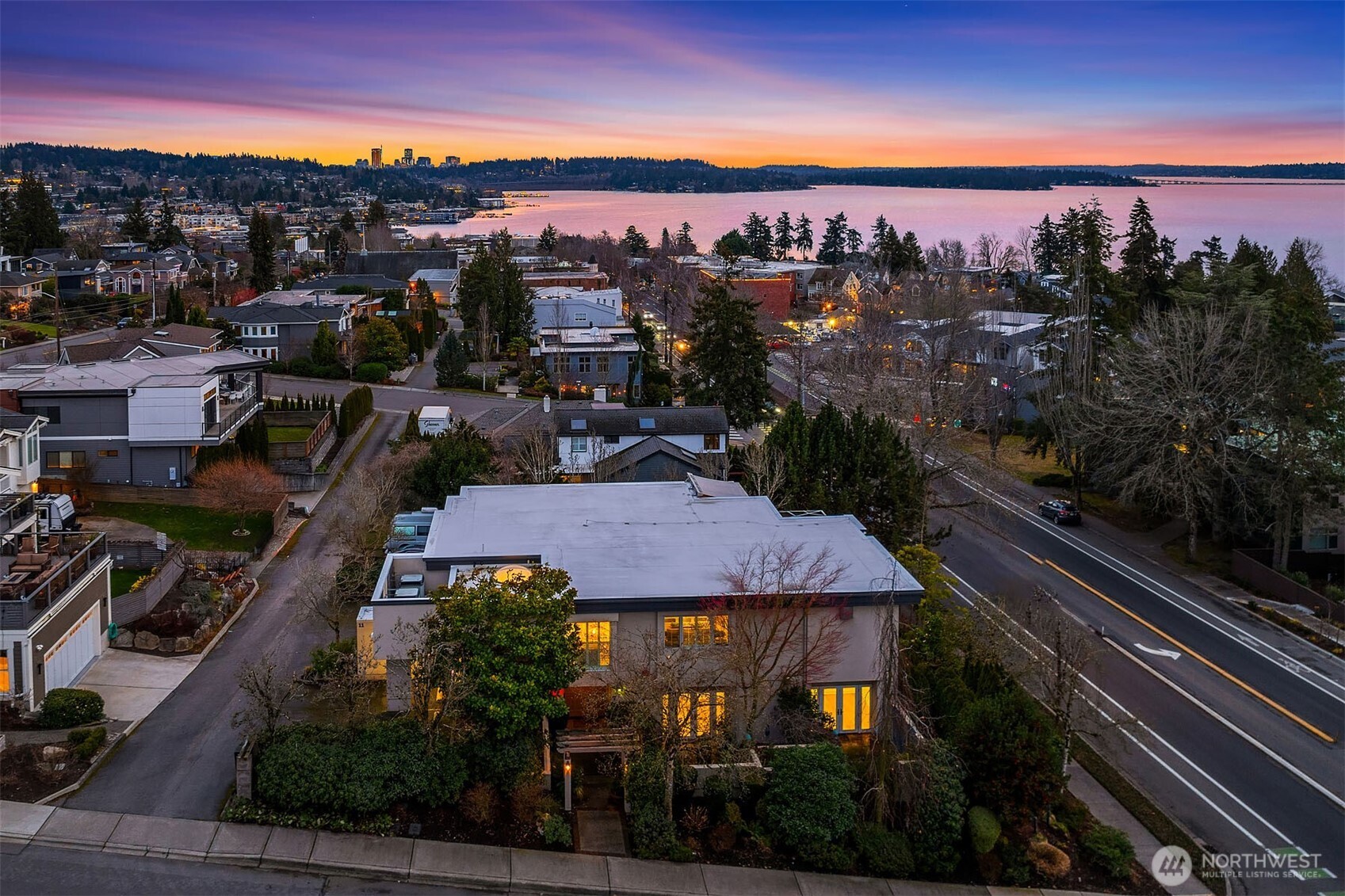 7 10th Avenue