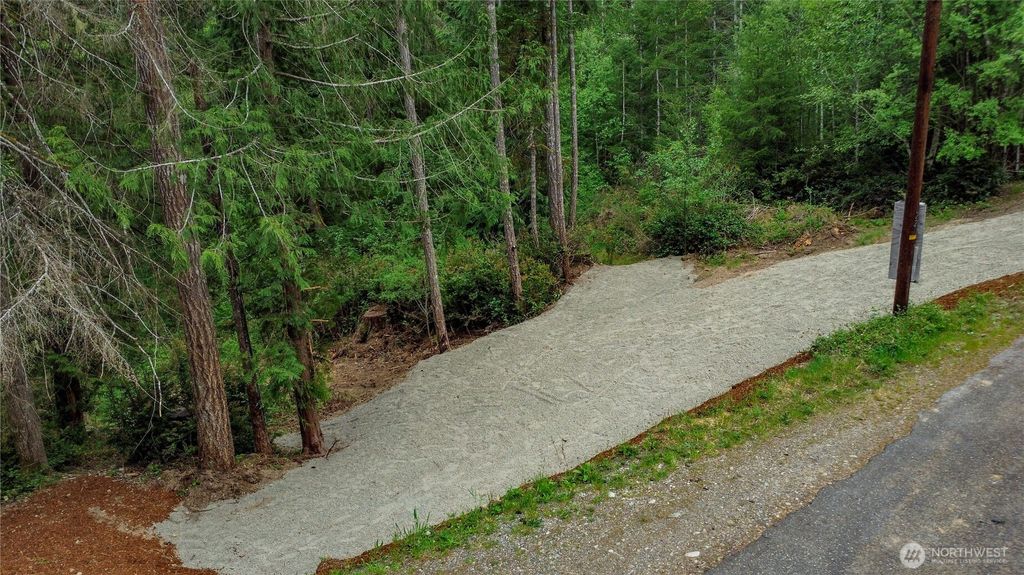 Photo of 220 E Peebles Court, Shelton, WA 98584 (MLS # 2522034)