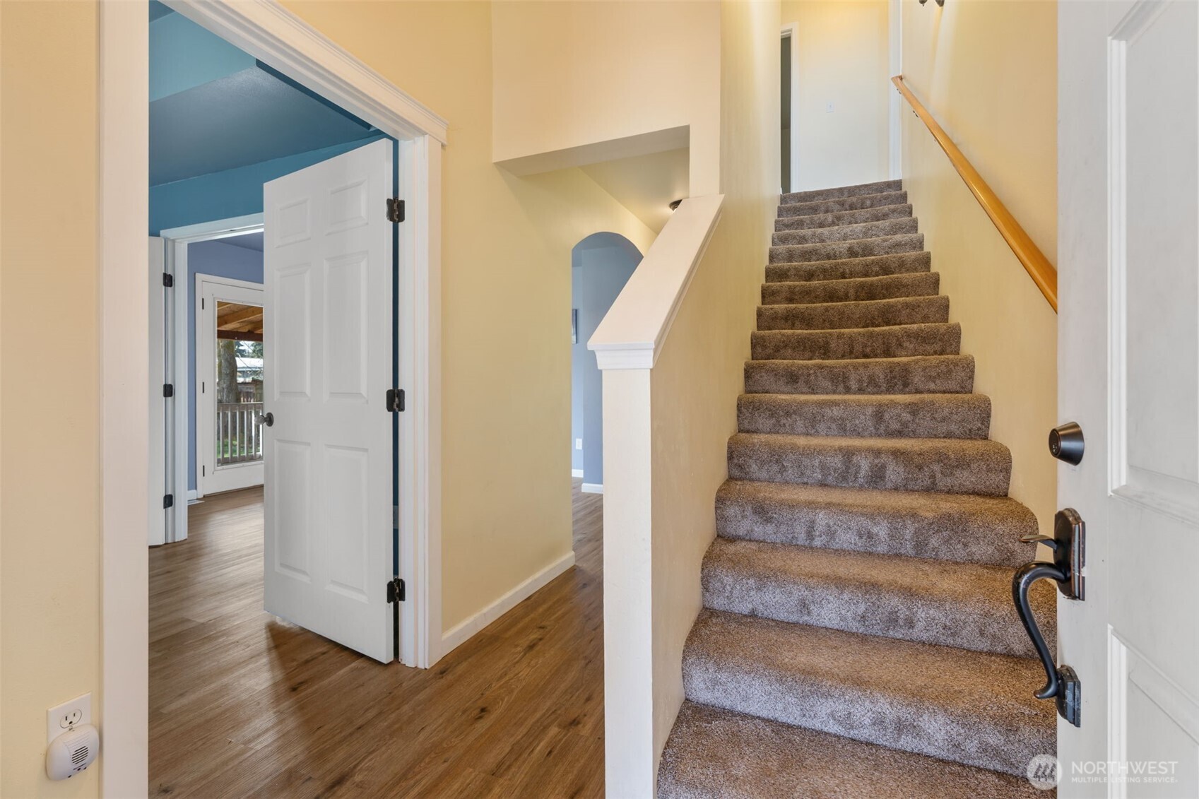 305 Denny Way