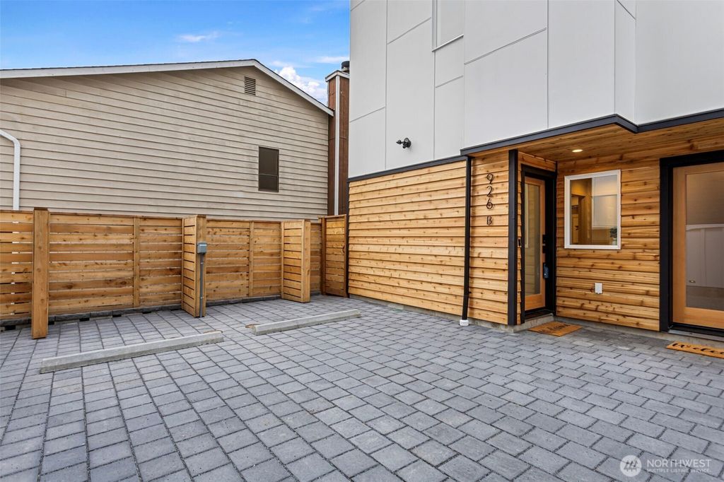 Photo of 926 NW 57th Street #B, Seattle, WA 98107 (MLS # 2473040)