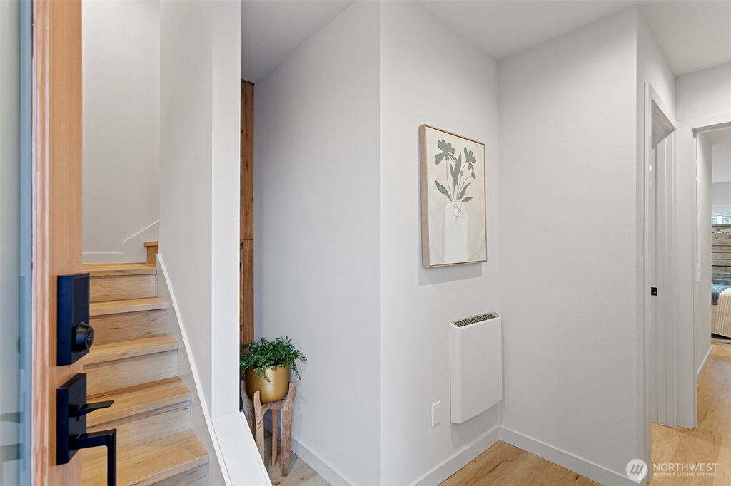 Photo of 926 NW 57th Street #B, Seattle, WA 98107 (MLS # 2473040)