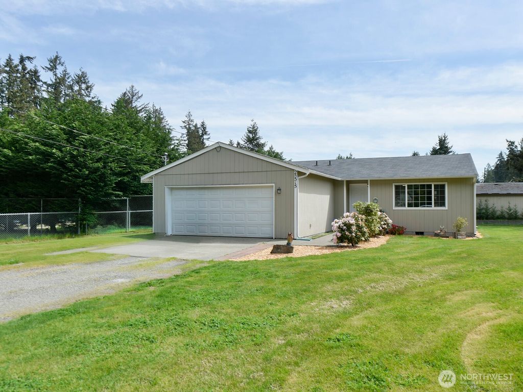 Photo of 25515 50th Avenue E, Graham, WA 98338 (MLS # 2518368)