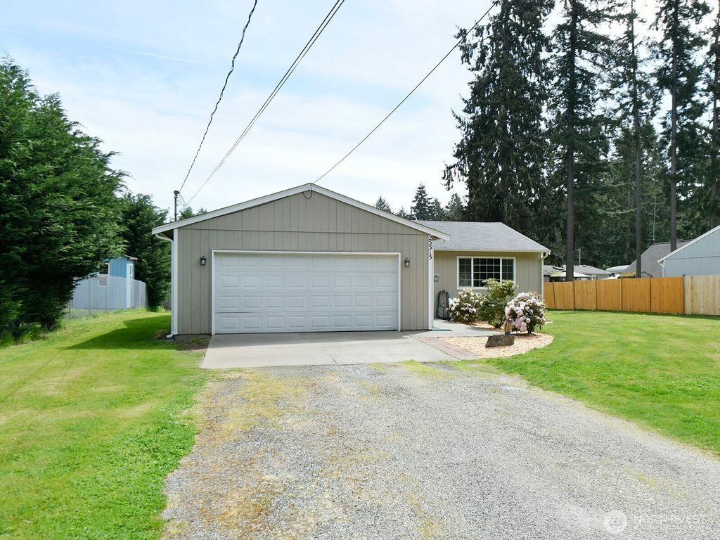 Photo of 25515 50th Avenue E, Graham, WA 98338 (MLS # 2518368)