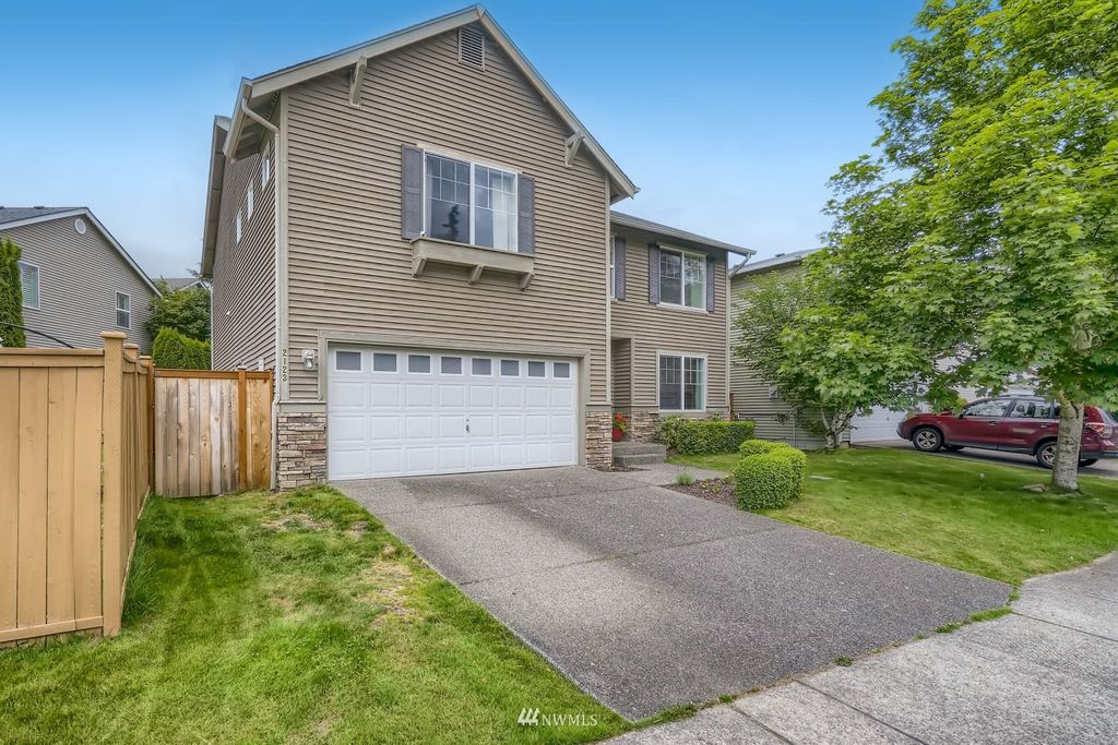 Photo of 2123 250th Place SE, Sammamish, WA 98075 (MLS # 1968616)