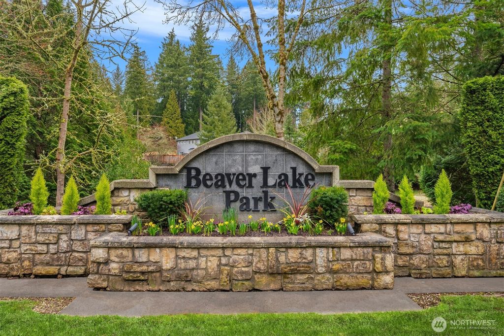 Photo of 3043 259th Court SE, Sammamish, WA 98075 (MLS # 2498426)