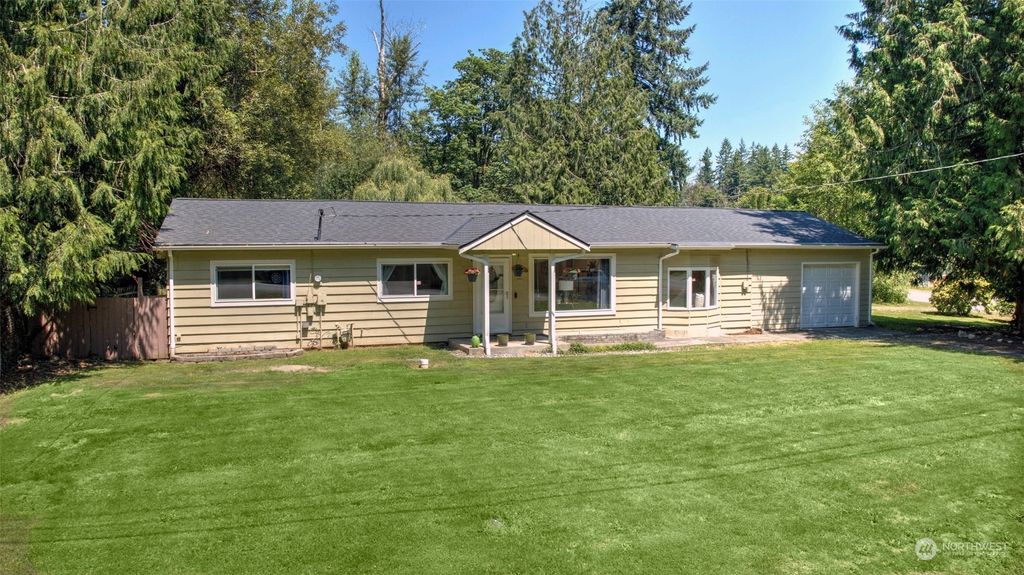 Photo of 18256 SE 135th Street, Renton, WA 98059 (MLS # 2133319)