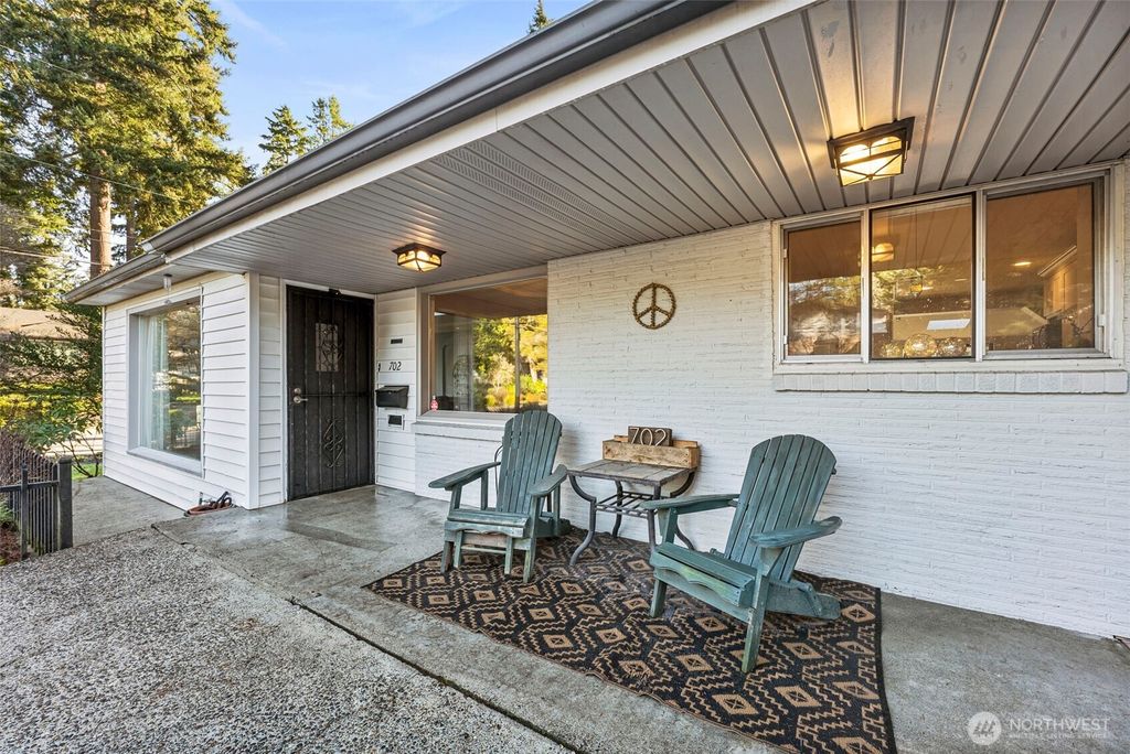 Photo of 702 Yale Street, Fircrest, WA 98466 (MLS # 2463812)