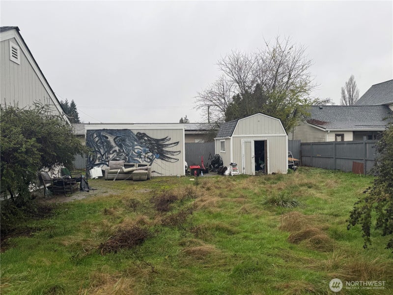 509 E 65th Street