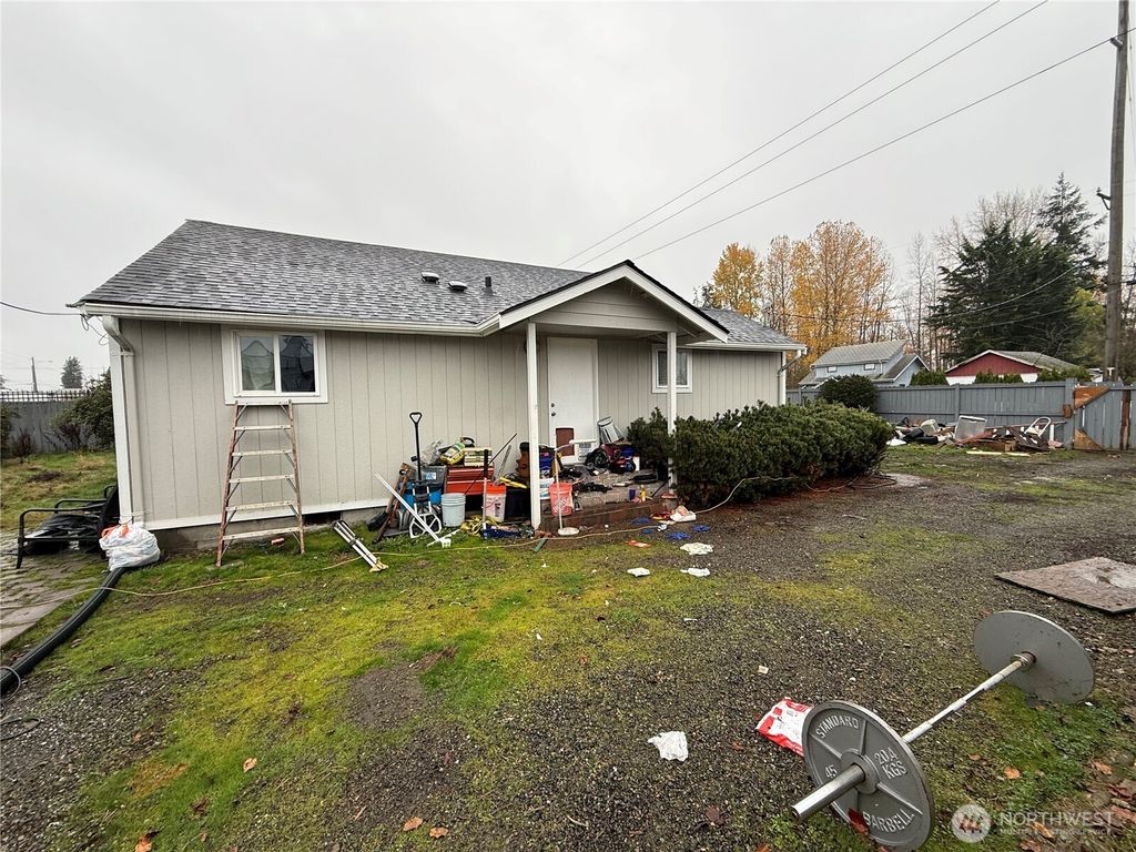 Photo of 509 E 65th Street, Tacoma, WA 98404 (MLS # 2462755)
