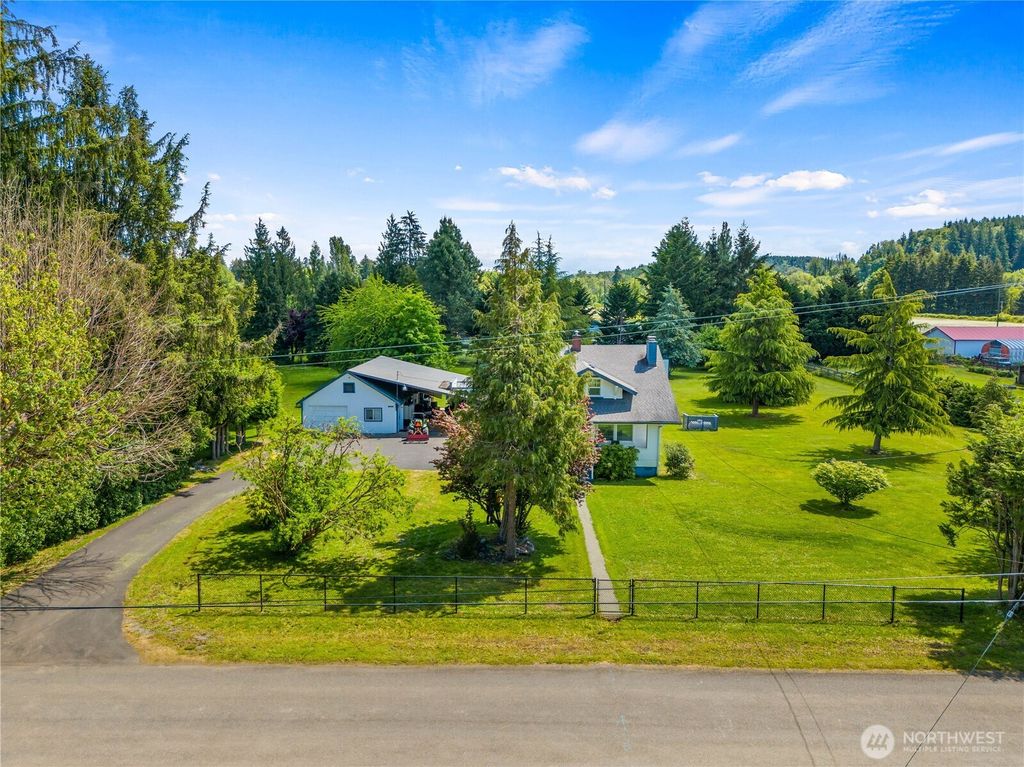 Photo of 2520 Eureka Avenue, Centralia, WA 98531 (MLS # 2482236)
