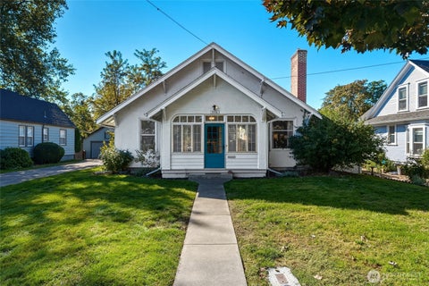 Photo of 916 Catherine Street, Walla Walla, WA 99362 (MLS # 2590517)
