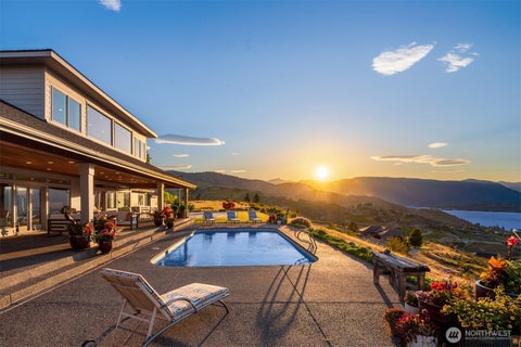 Photo of 450 Hawks Meadow Road, Chelan, WA 98816 (MLS # 2544556)