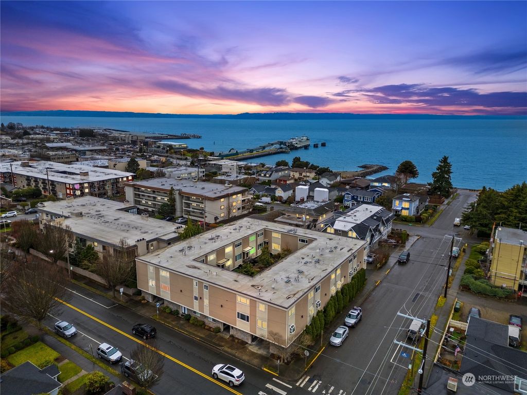 Photo of 233 3rd Avenue N #19, Edmonds, WA 98020 (MLS # 2197244)
