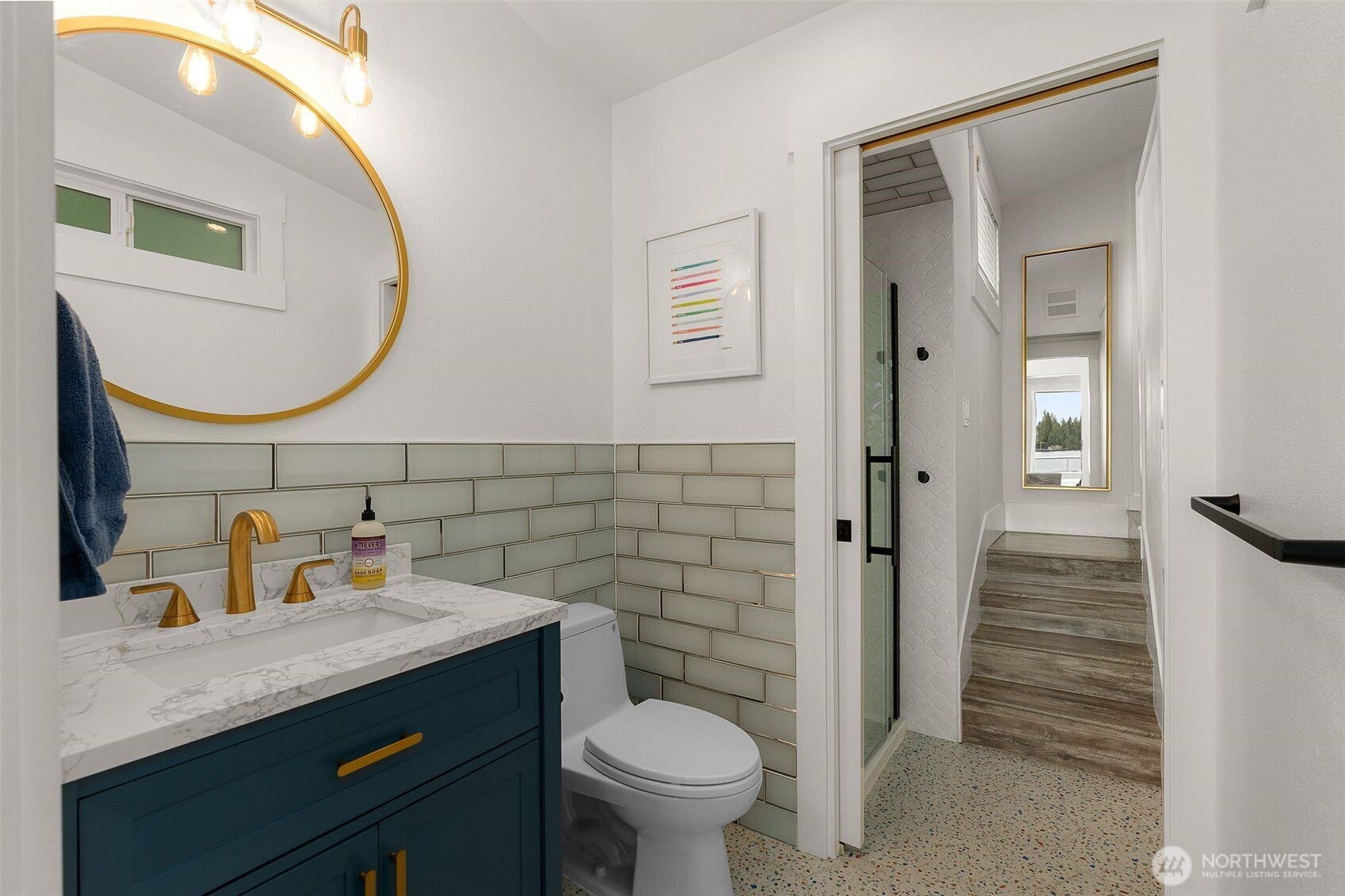 Lynnwood, Washington 98087, United States, 4 Bedrooms Bedrooms, ,4 BathroomsBathrooms,Residential,Pending,129433