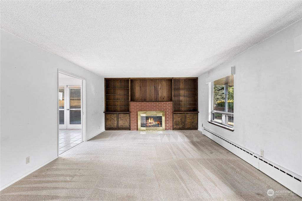 Photo of 22806 66th Avenue W, Mountlake Terrace, WA 98043 (MLS # 2032414)