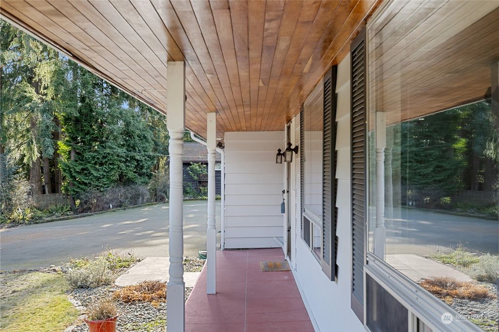 Photo of 22806 66th Avenue W, Mountlake Terrace, WA 98043 (MLS # 2032414)