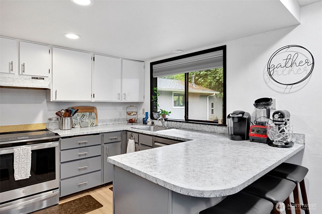Photo of 31325 NE 106th Street, Carnation, WA 98014 (MLS # 2532231)