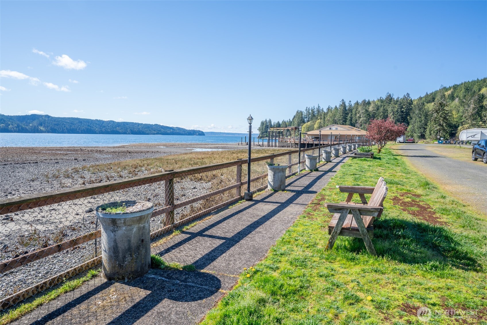 27001 N US Highway 101