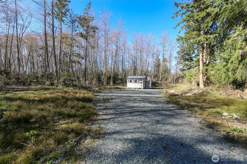 Photo of 1231 Red Fox Lane, Freeland, WA 98249 (MLS # 2365516)
