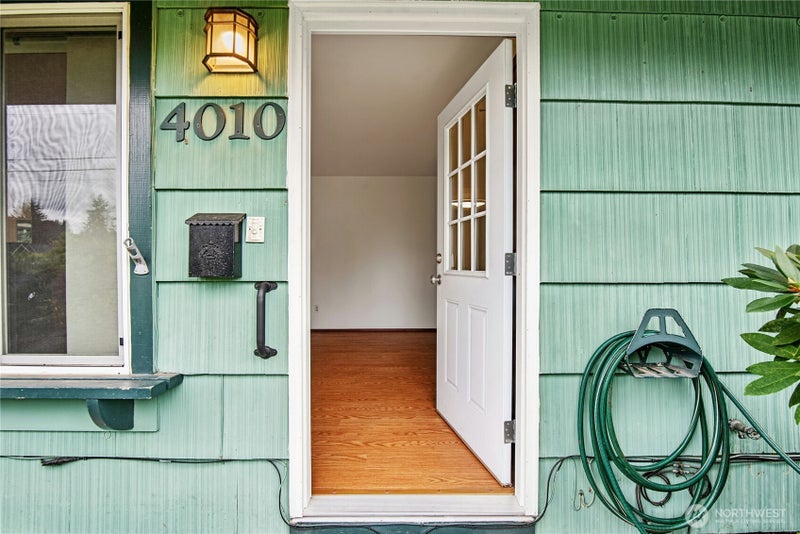 4010 227th Place SW