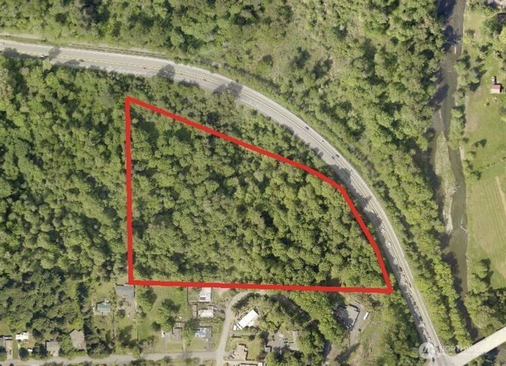 Photo of 160 XX 193rd Ave SE, Renton, WA 98058 (MLS # 2377337)